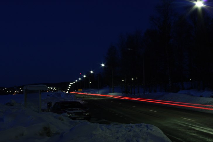 Va ute o tog lite bilder med långa slutartider :P. Foto: Erik Söderqvist.