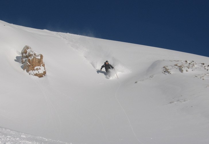 Efter dagar med skitväder blev livet lite ljusare. Foto: Christian Heinrich. Åkare: Joacim Torkelson.