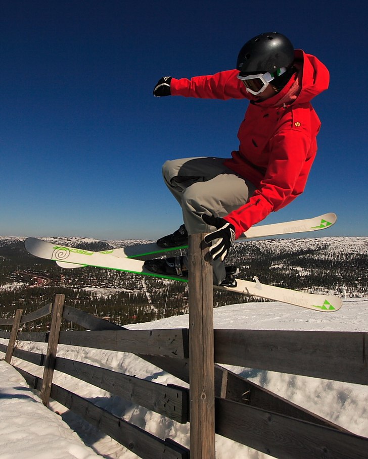 staket. Foto: alexander ovinder. Åkare: simon thyrberg.