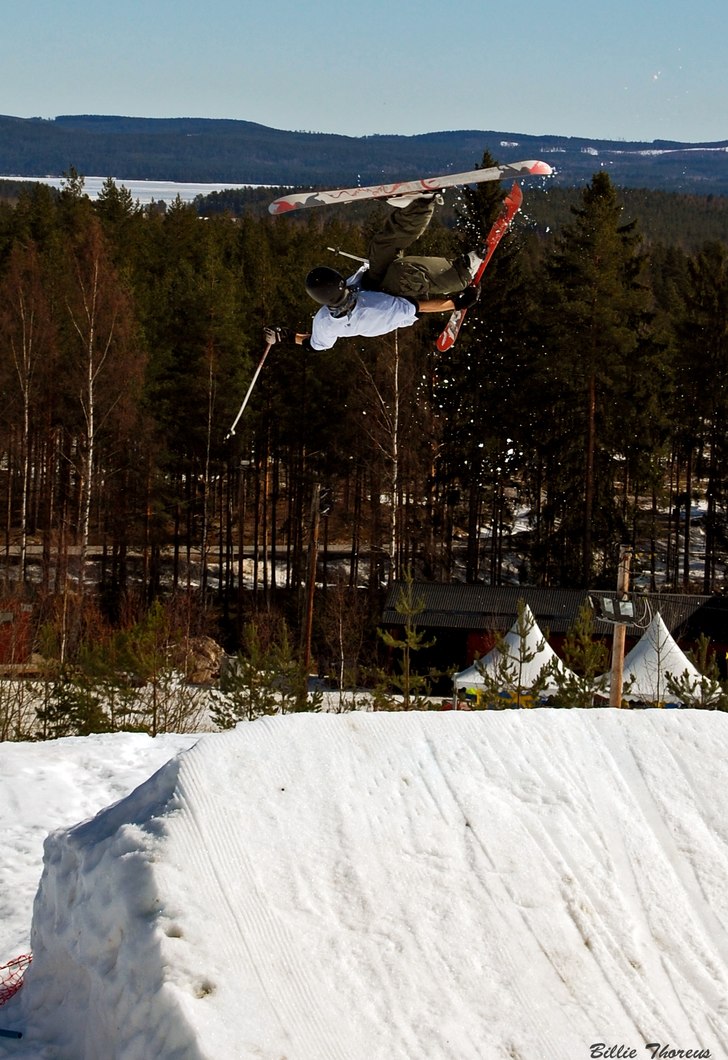 Misty 540 duffy saftygrab. Foto: Billie Thoreus (jag). Åkare: Adam "thai" Kättström.