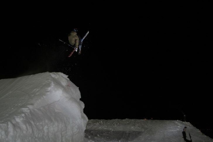 Cork 9 tail , Har dock inte tagit graben än .. Foto: Petter Persson. Åkare: Jag.