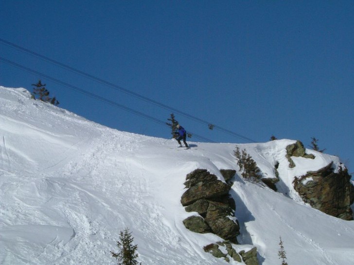 Fina stenar kan man hitta om man letar.. Foto: Isak Isaksson. Åkare: William Isaksson.