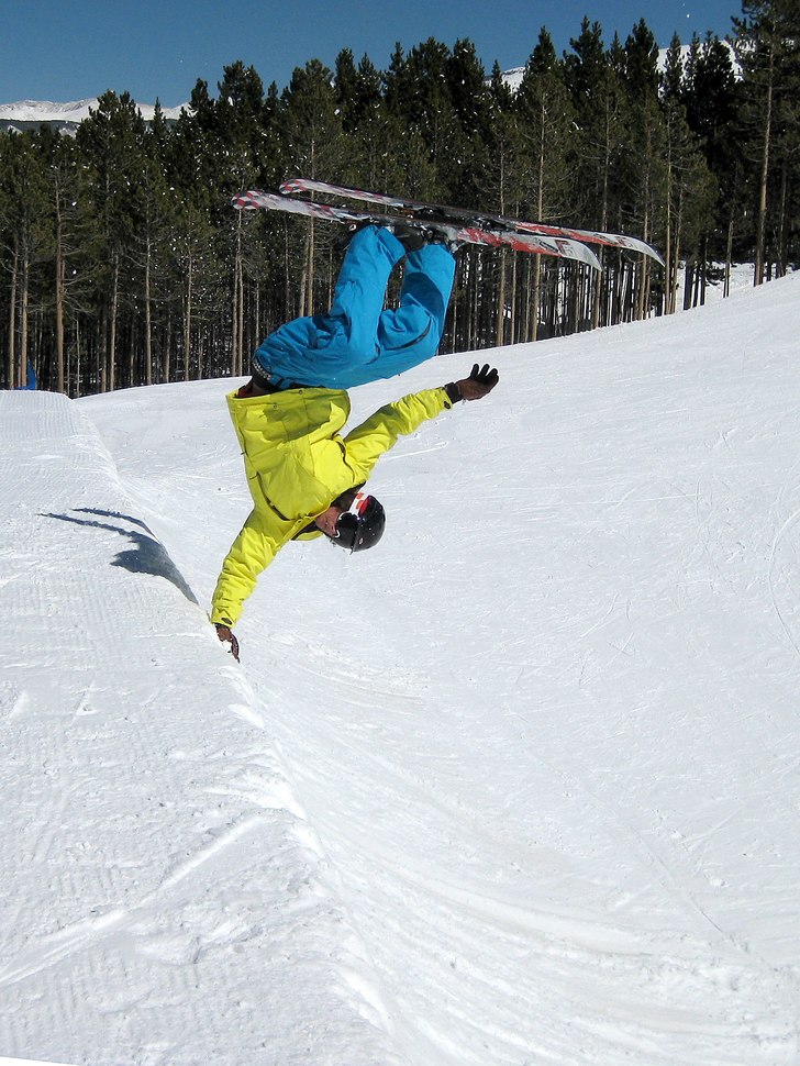 Handplant!. Foto: Christoffer Schack. Åkare: Henrik Petersson.