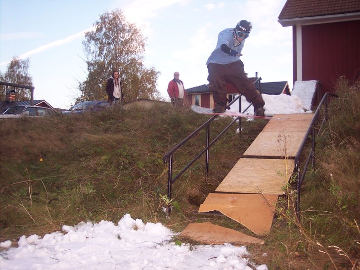 höstens första åk. Foto: Random. Åkare: Peter Lindström.