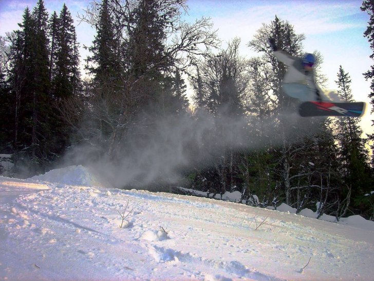 Första dan som edsåsdalen hade öppet.  Frontide. Foto: Nils Magnusson. Åkare: Alexander Torstling.