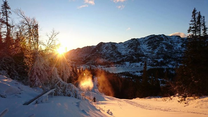 -14 og klart vær
Kald vintermorgen med -14 og ute.