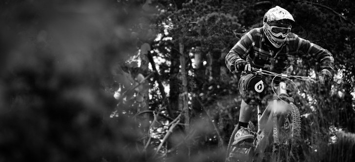 Okänt namn på denne fransman. Han och ca 6 andra. Foto: Emrik Jansson. Åkare: Okänd.