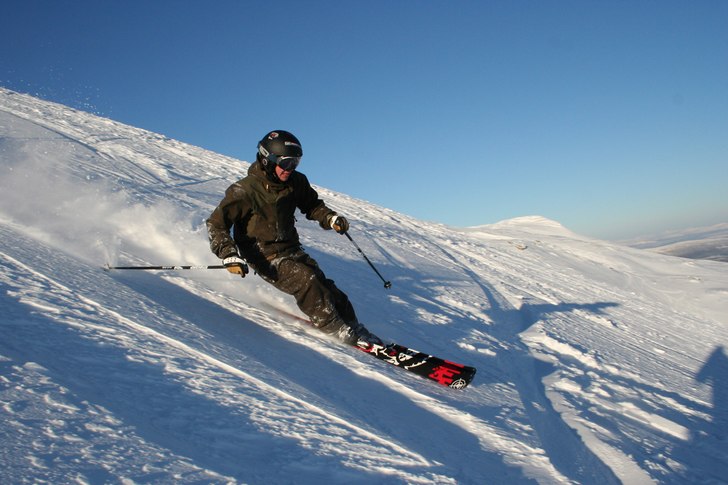 Jävligt fin snö som hade lagt sig. Helt orört n. Foto: Andreas. Åkare: Jonas Sjödin.