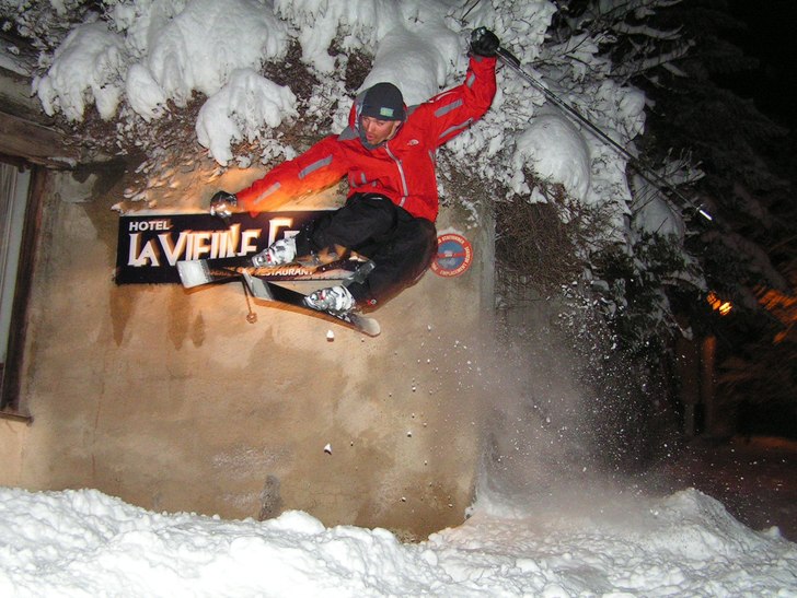 4 dm på 3 timmar. sen var byn som en enda stor fu. Foto: Patrik Holqvist. Åkare: Jakob Johansson.
