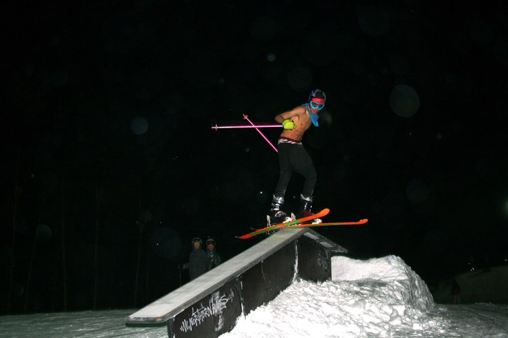 Lite halt össss det var på natt åkningen ! ;D. Foto: Ann Jonsson. Åkare: Joseph Jansson.