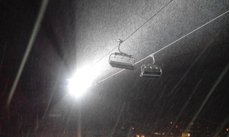 Litt nysnø på morgonen
Det snjoar litt på morgo.