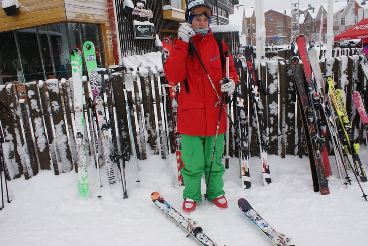 Foto: Oscar Björkgren. Åkare: Kristoffer Wikberg.