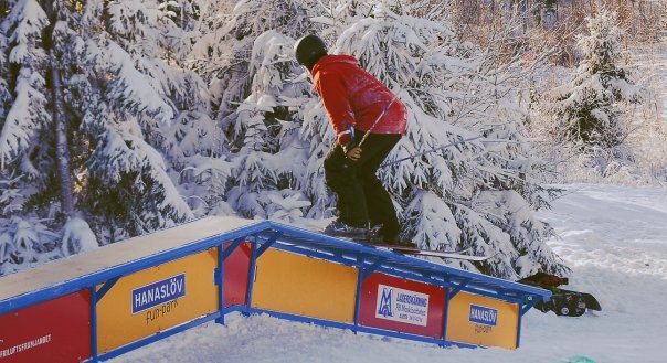 Parkinvigning i Hanaslöv. Foto: Adam Klingetag. Åkare: Viktor Larsson.