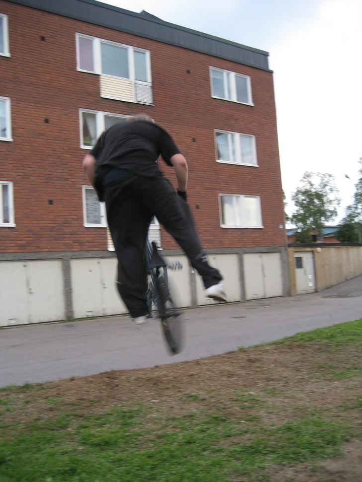 misslyckad 180 tailtap.. . Foto: Vick3. Åkare: jag...