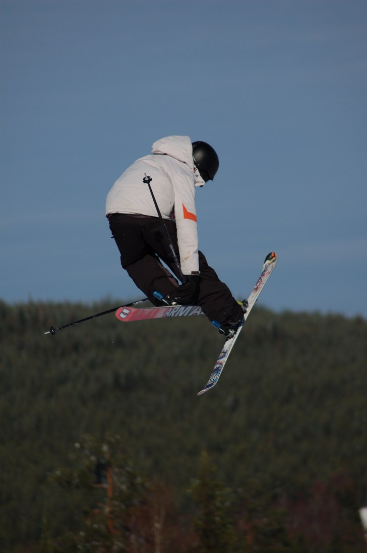 en flygfärd på väg mot siljan. Foto: Johan Östgren. Åkare: jag Gustav Edvall.