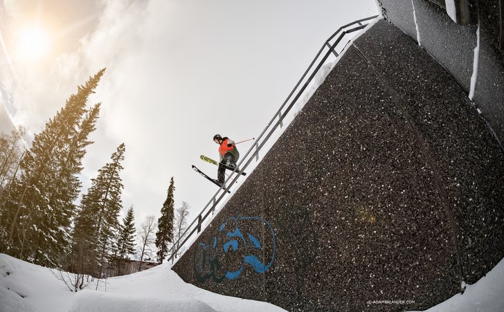 Urbansession bakom Tott i Åre efter inspiration f. Foto: Adam Palander. Åkare: Jeppenator.