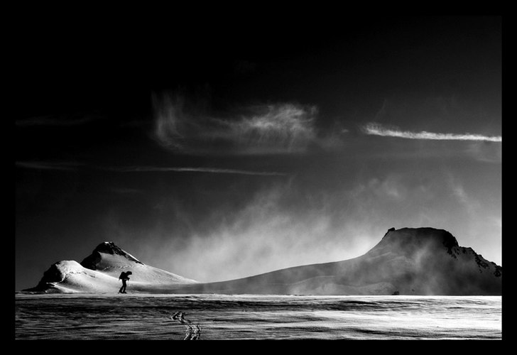 going to the marinelli couloir..... Foto: teocalca. Åkare: alby.