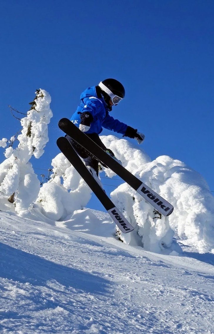 9 åriga grabben trotsar föräldrarnas förmaning.