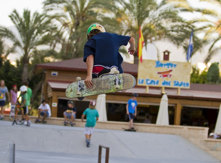 360.
På flickr:
http://www.flickr.com/photos/50. Foto: Emil Stegfeldt (jag). Åkare: Rasmus Stegfeldt.