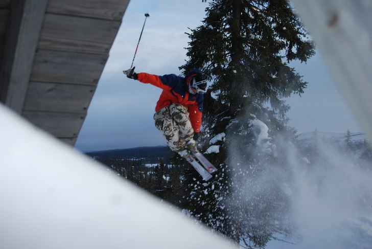 Lekte lite i vemdalen, första skiddagen för säs. Foto: Erik Larsson. Åkare: Fredrik Persson.