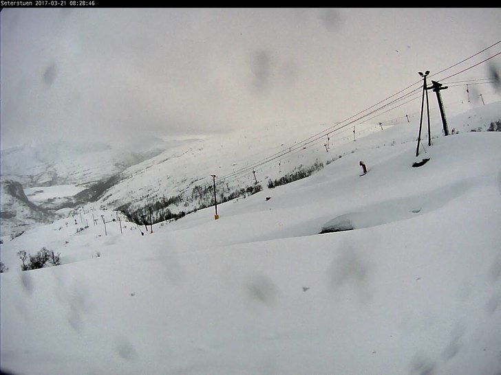 Tirsdag 21.mars
Det er nå 3 grader, overskyet og .