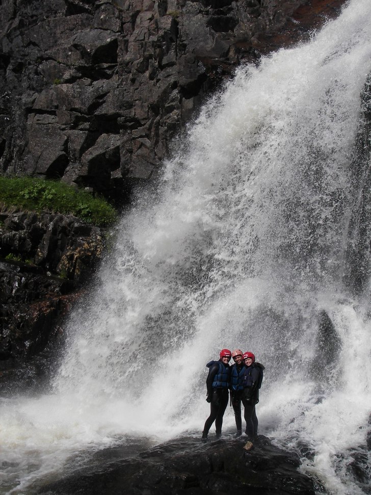 Foto: Dennis Franzen. Åkare: Karoline Persson, Amanda Ritterfeldt, Tone Staffansson.