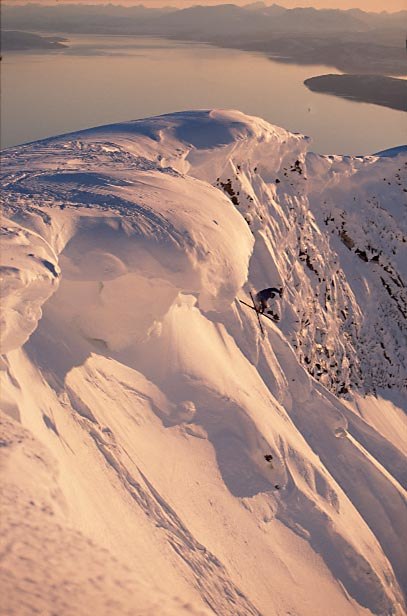 Mørkholla off-pist. Foto: Jeff Webb. Åkare: Seth Morrisson.