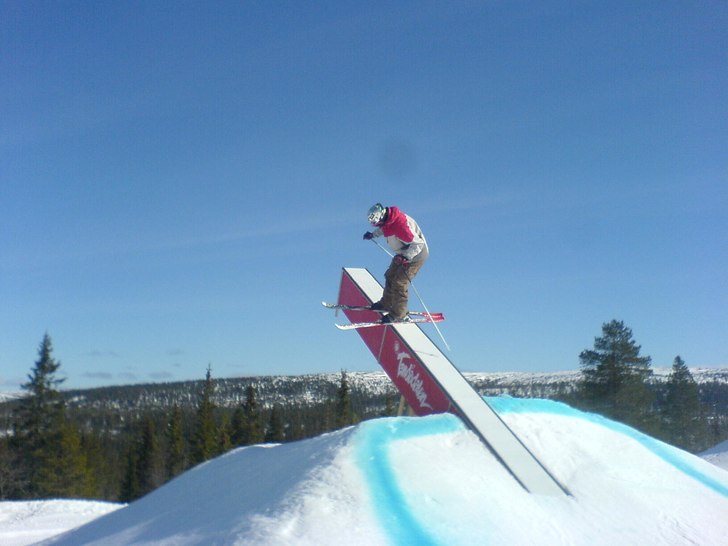 tandå. Foto: micke hillius. Åkare: robin andersson.