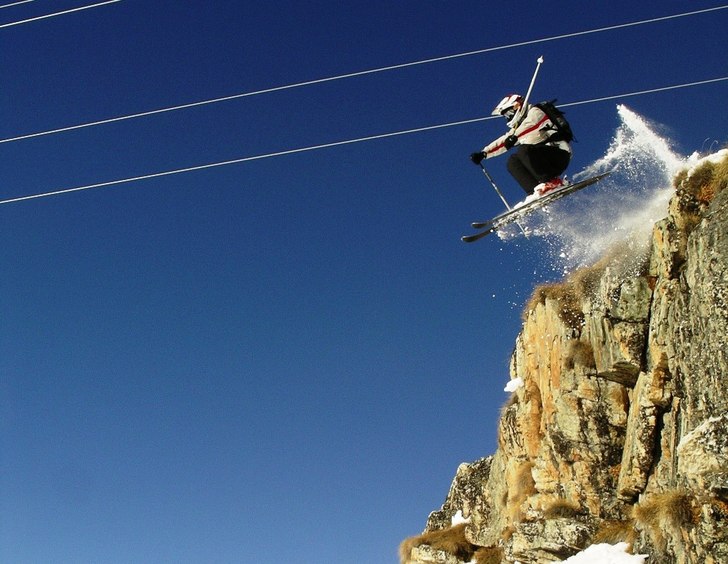 Foto: Silvan Grunder, (siluuu). Åkare: Yanick Grunder.