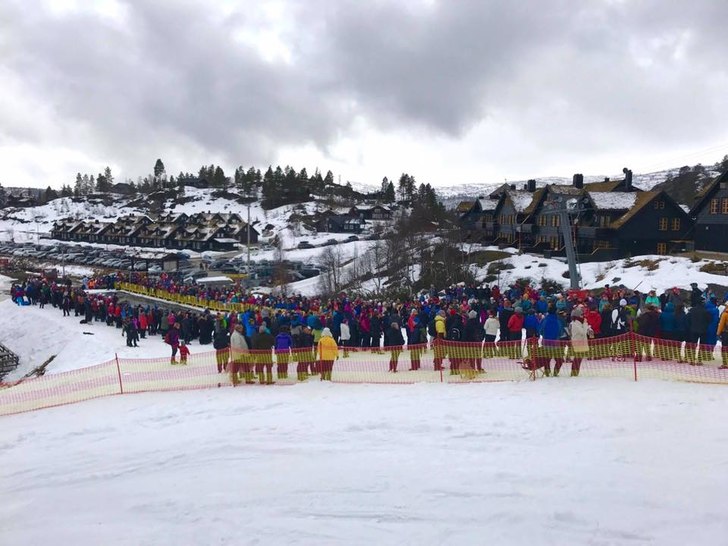 Sesongen er slutt
67 deltakere og ufattelig mange .