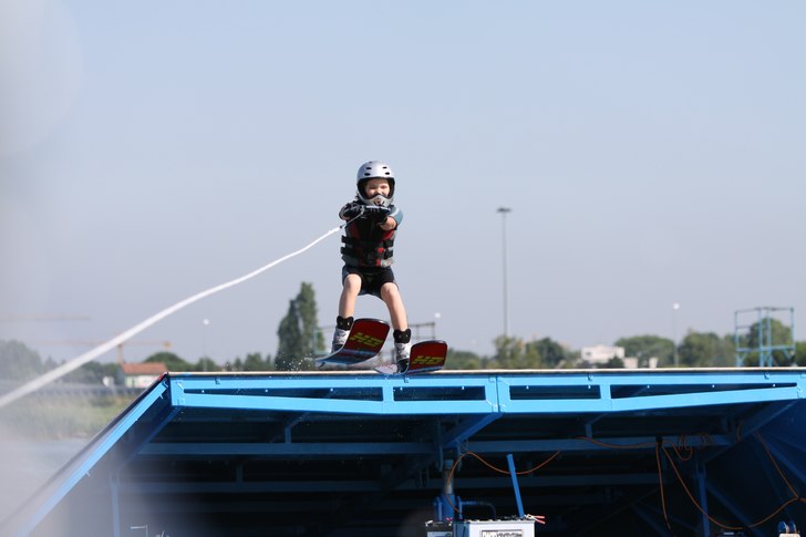 mitt första hopp. Foto: kjelle moström . Åkare: frans moström.