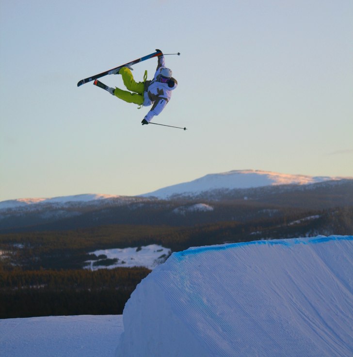 nyårsdagen i funäsparken, kan inte bli bättre. Foto: adde ekström. Åkare: Måns Nyberg.