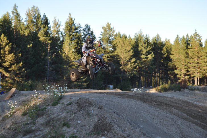 lite träning på banan 2010.... Foto: Tomas Havbring. Åkare: Rasmus Havbring.