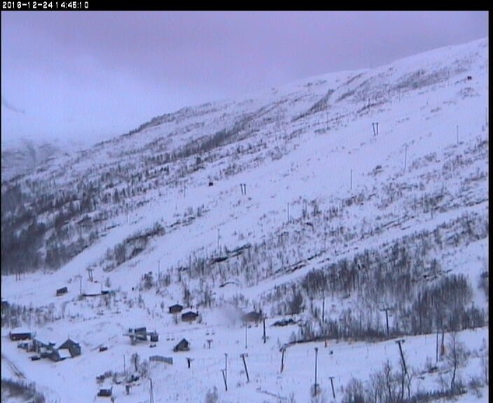God jul!
Nå er det -1 grad og snøbyger i Eikedal.