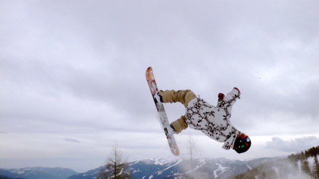 Foto: Simon Åkesson. Åkare: Dennis Lind.