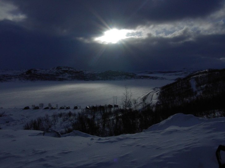 magisk natt utanför sahléns. Foto: åberg.