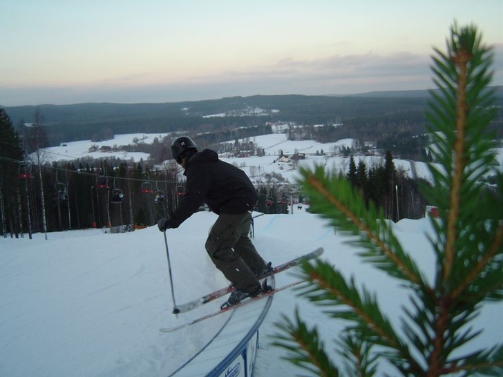 S-rail. Foto: Tommie Wilhelmsson. Åkare: Joar Lundberg.