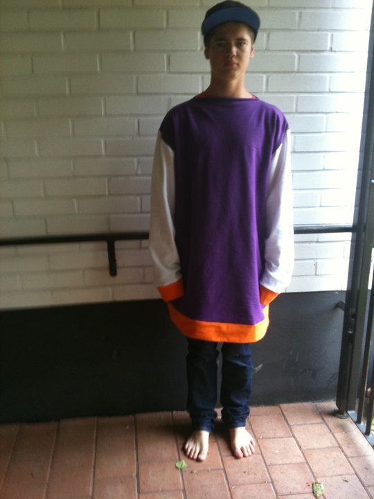 Jag har sytt en tröja, dock är kragen kvar men m. Foto: jag.