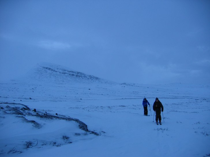 Micke och Magnus på väg ner efter en försäsong. Foto: Erik Rosenfors. Åkare: Mikael Menna och Magnus Torebäck.