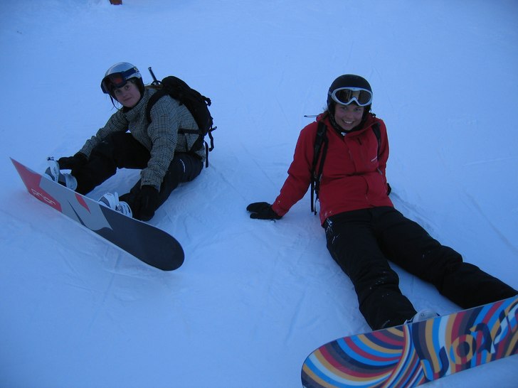 Lite utmattade efter långhajk!. Foto: Linus Hörnberg. Åkare: Frida & Ams.