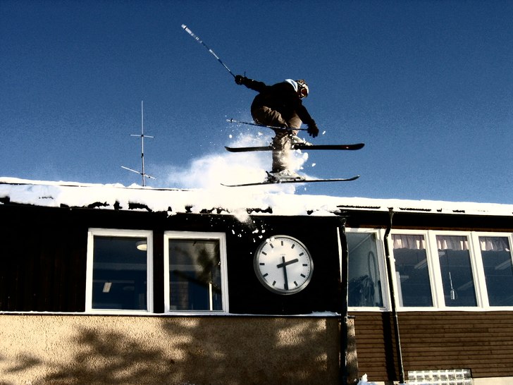 Droppar skoltaket... Foto: Tom-Oliver. Åkare: Jeppe.