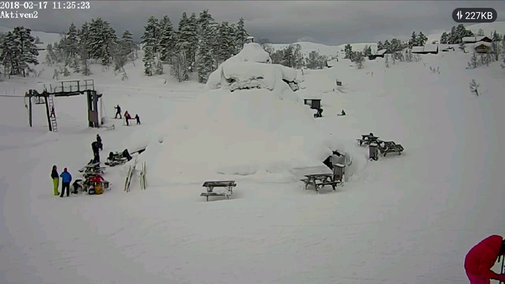 Velkommen ut!
Åpent fra kl 10-16.Flotte forhold
.