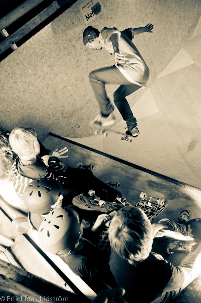 Nya minirampen i Hemsedal!. Foto: Erik Lidas Lidström. Åkare: Mikkel V. Jørgensen.