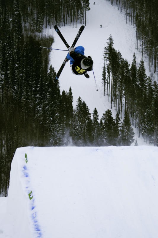 En cork 9 på Jib Academy i Storklinten, landade d. Foto: Mariah Johansson. Åkare: Marcus Petersson.