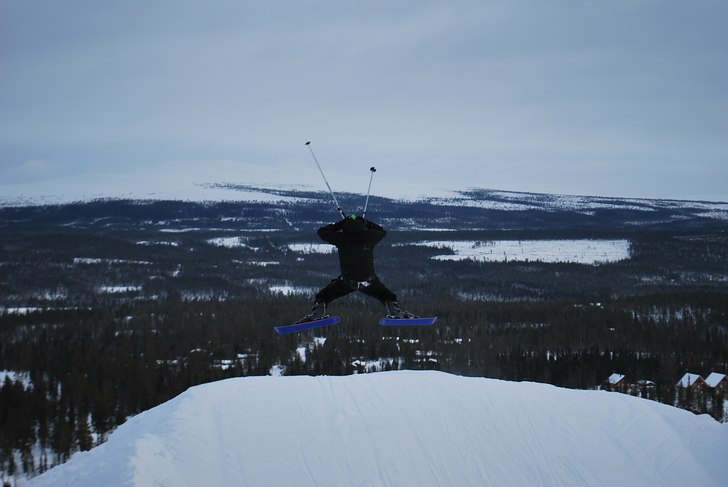 jipp i skålet.. Foto: petter andersson. Åkare: Niclas Johansson.