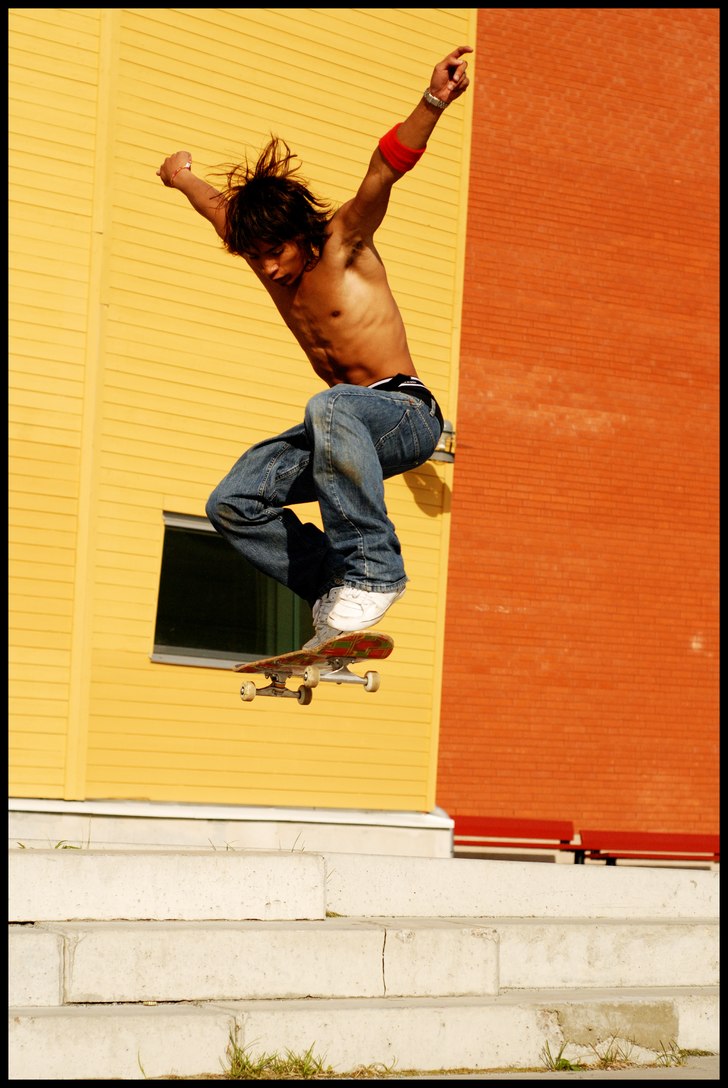 Lite ovanlig skate bakgrund kanske, fungerade rät. Foto: Simon Pontér. Åkare: Sante.