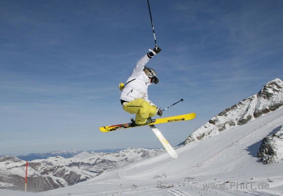 Foto: Phil T. Åkare: Micke Axbom.