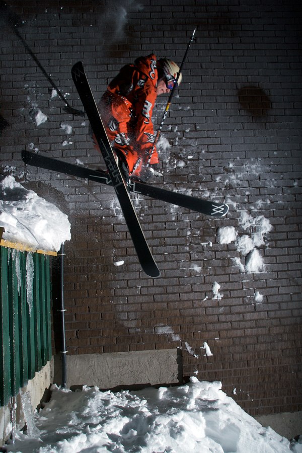 Session vid stranden på professorsvägen. Foto: Johan Palmqvist. Åkare: Henrik Pettersson.