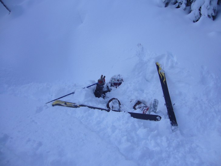 Det var nåt intressant där i snön!!!. Foto: herr nordin. Åkare: Mathias.