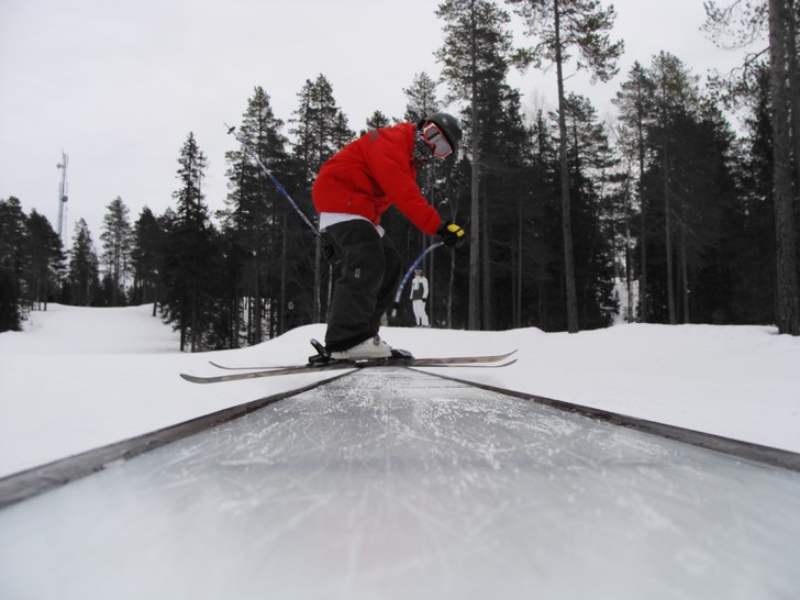 Rolig dag i vännes. Foto: Emil Eriksson. Åkare: Anton Bergström.